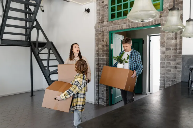 Sold in Ohio, Owning Outright in Şanlıurfa: How Middle-Class Americans Are Escaping the Housing Trap